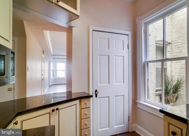 3040 R St NW unit 2, Washington, DC 20007 - photo 5