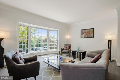 9451 Turnberry Dr, Potomac, MD 20854 - photo 5