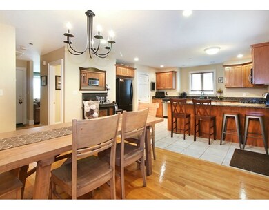 7 Iona St unit A, Roslindale, MA 02131 - photo 5