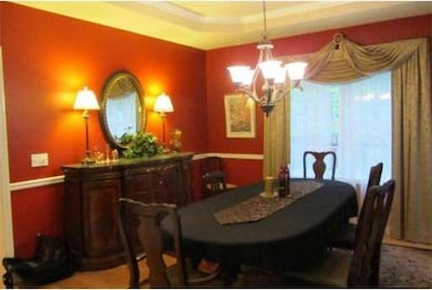 11 Danbury Ct, Londonderry, NH 03053 - photo 5