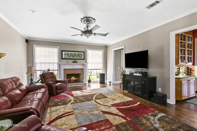 268 W Washington-11
