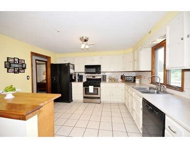 35 Timber Ln, Methuen, MA 01844 - photo 6