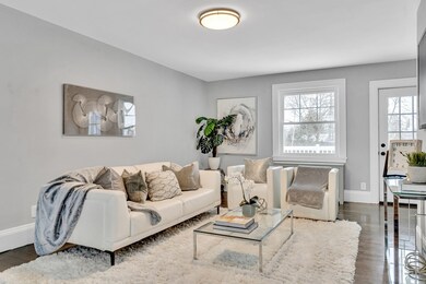 88 Union St, South Weymouth, MA 02190 - photo 3