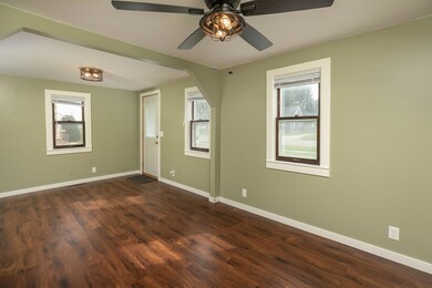 5-web-or-mls-05-Living Room.jpg