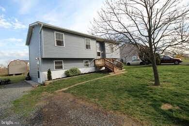 129 Greenleaf Rd, Strasburg, VA 22657 - photo 3