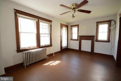 13 E 9th St, Frederick, MD 21701 - photo 2
