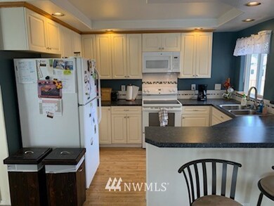 unlisted-address, Everett, WA 98204 - photo 6