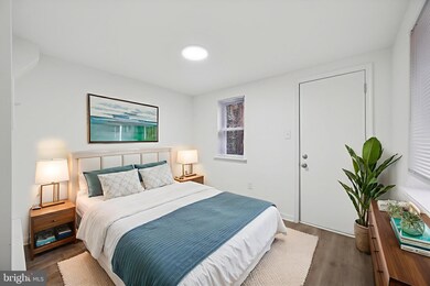 1225 W Silver St unit 1, Philadelphia, PA 19133 - photo 6