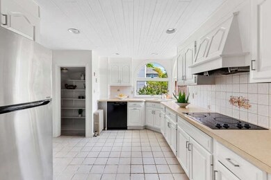 187 Woburn St, Lexington, MA 02420 - photo 4