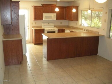 Kitchen refrigerator stays