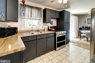 115 Linwood Ave, Glen Burnie, MD 21061 - photo 7