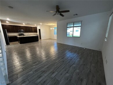 1030 Cliff Castle Ave, North Las Vegas, NV 89081 - photo 3