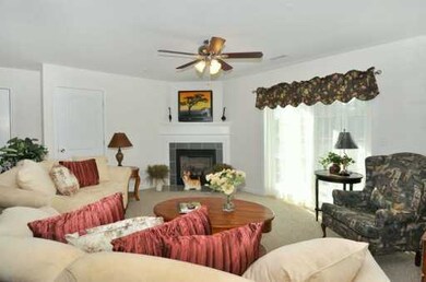 1 Gray Coach W unit 105, Cranston, RI 02921 - photo 3