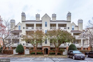 1309 Garden Wall Ct unit 801, Reston, VA 20194 - photo 5