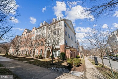 2559 Eastbourne Dr unit 265, Woodbridge, VA 22191 - photo 2