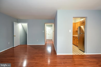 14 Fenceline Dr, Gaithersburg, MD 20878 - photo 7