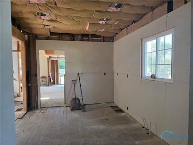 413 Fernwood St, Delta, OH 43515 - photo 6