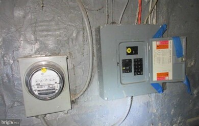 2619 E Oliver St, Baltimore, MD 21213 - photo 3