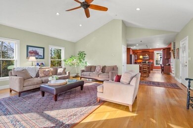 26 Maverick St, Marblehead, MA 01945 - photo 7