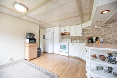 239 E Highway 61, Esko, MN 55733 - photo 4