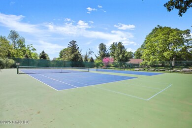 415 W Lyon Farm Dr unit 415, Greenwich, CT 06831 - photo 5