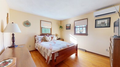 21 Briar Ln, Essex Junction, VT 05452 - photo 7