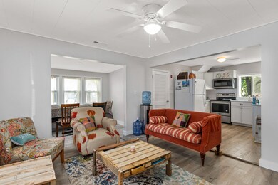 8-10 Bicknell St, Kittery, ME 03904 - photo 4