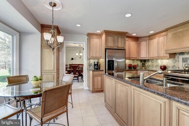 3212 Grassmere Ct, Herndon, VA 20171 - photo 5