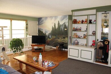 Living room b