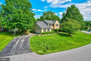 19235 Jamestown Dr, Hagerstown, MD 21742 - photo 4