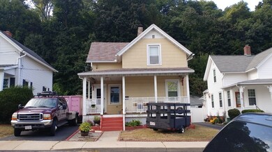 31 Temple St, Holyoke, MA 01040 - photo 2