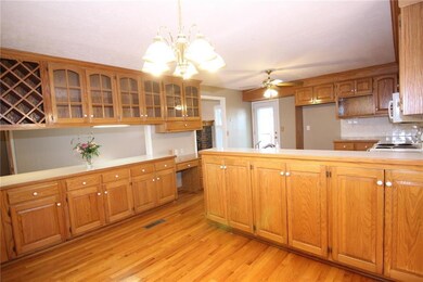13706 W 69th St, Shawnee, KS 66216 - photo 7