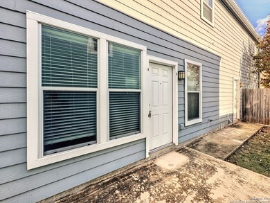 338 Trestle Tree unit C, San Marcos, TX 78666 - photo 3