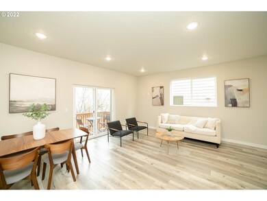 5900 NE 56th Cir, Vancouver, WA 98661 - photo 4