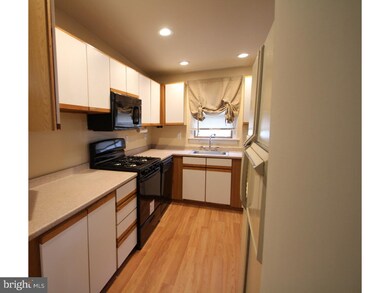 360 E Hector St unit 164, Conshohocken, PA 19428 - photo 2