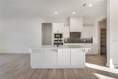 39 Grier Dr, Bella Vista, AR 72715 - photo 6