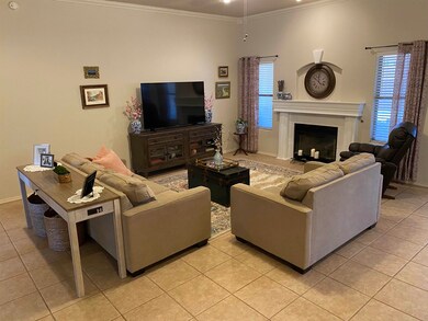 917 Playa Azul St, Alamogordo, NM 88310 - photo 6