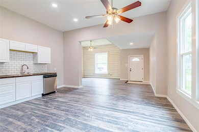 410 W Texas St, Denison, TX 75020 - photo 5