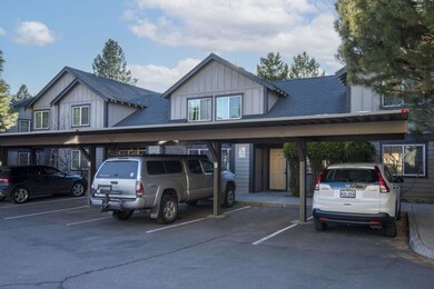 1945 NW Monterey Pines Dr unit 4, Bend, OR 97701 - photo 3