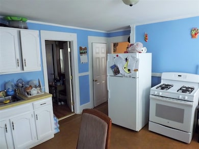 66 Elm St, Nashua, NH 03060 - photo 4