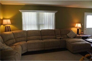 8 Terry Ct, Downingtown, PA 19335 - photo 3