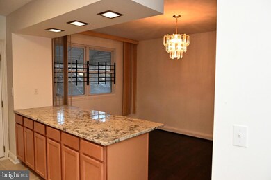 422 S Chapel Gate Ln, Baltimore, MD 21229 - photo 7