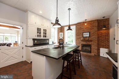 1449 Stones Crossing Rd, Easton, PA 18045 - photo 7