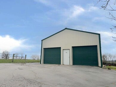 136 Iva Johnson Dr, Ewing, KY 41039 - photo 2