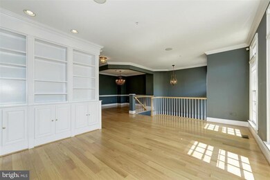 2307 Sawtooth Oak Ct, Vienna, VA 22182 - photo 6