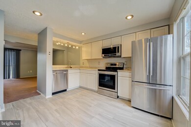 7323 Sheila Ln, Clinton, MD 20735 - photo 3