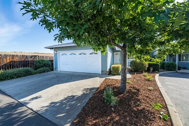 2390 Corona Ave, Medford, OR 97504 - photo 2