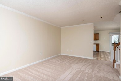 200 Royal Oak Ct, Odenton, MD 21113 - photo 3