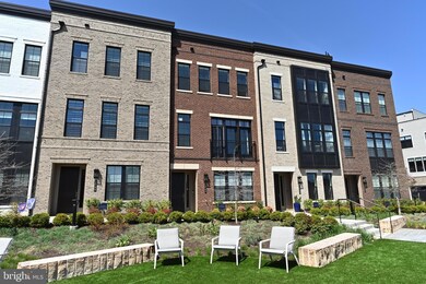 1747 McKenna Point Dr unit 2704, McLean, VA 22102 - photo 3