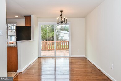 6103 Meadowpond Ct, Burke, VA 22015 - photo 7